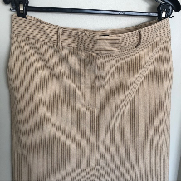 Midi skirt with stripes and front slit. - Picture 6 of 12